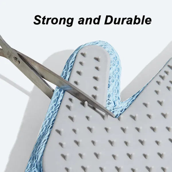 PawSheen deshedding glove close-up